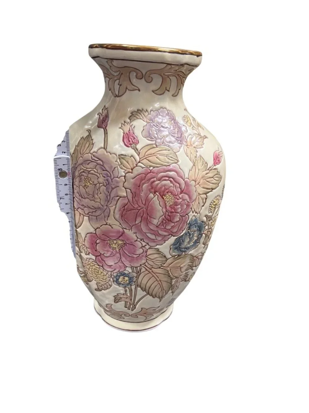 Andrea by Sedak Victoria moss rose vintage ceramic 12.5